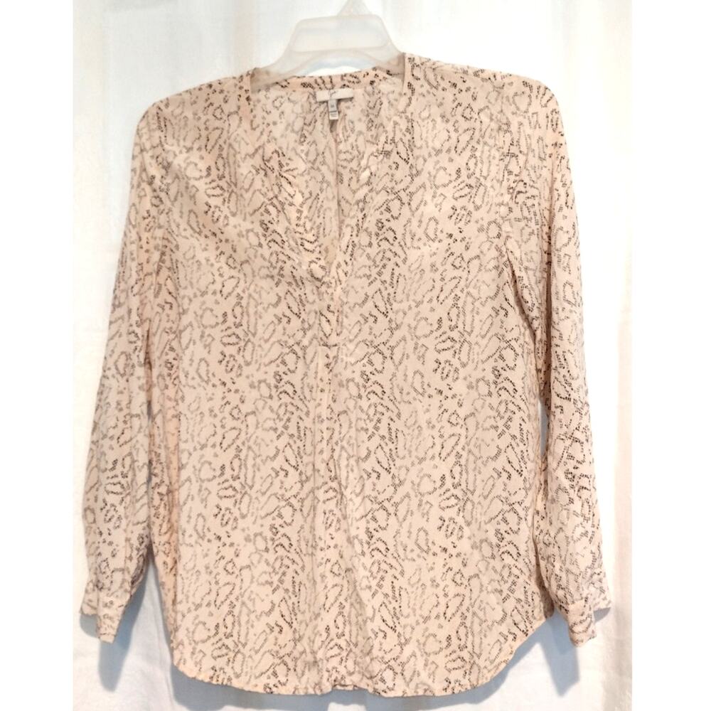 Joie Medium Snake Print Silk Blouse V-Neck Peach Gray Casual Feminine Animal